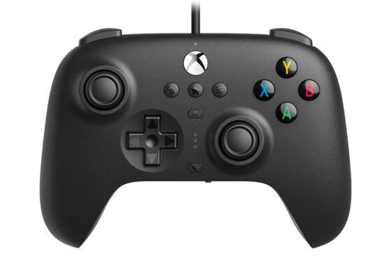 在這款出色的 8BitDo Xbox 控制器上節省大筆費用